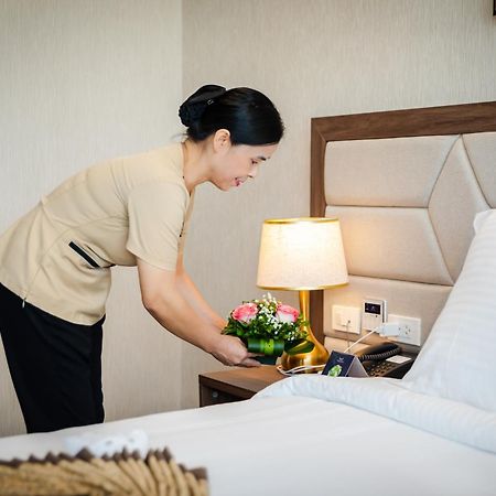 Muong Thanh Grand Ha Long Hotel Exteriör bild