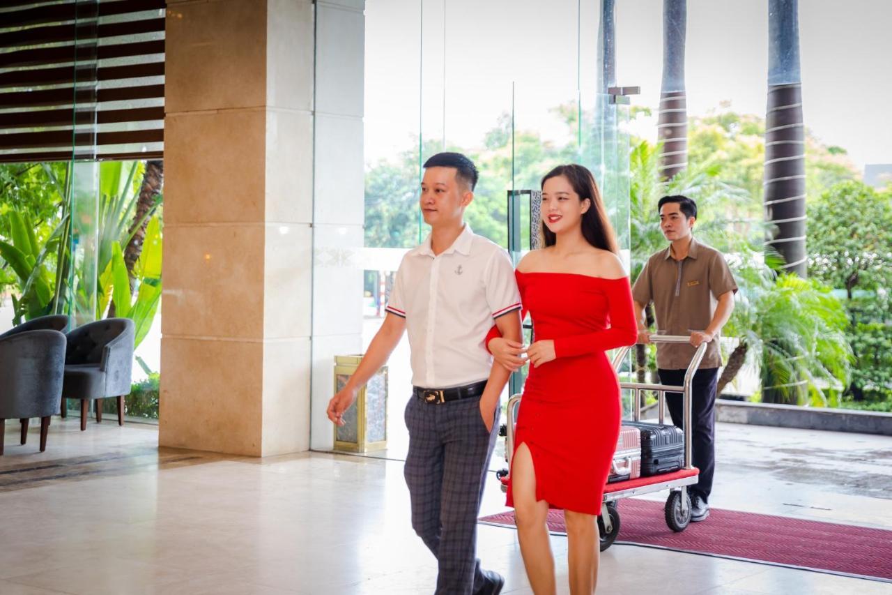 Muong Thanh Grand Ha Long Hotel Exteriör bild